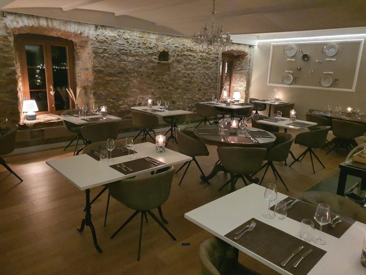 Onnens Hotel Restaurant Bellevue מראה חיצוני תמונה